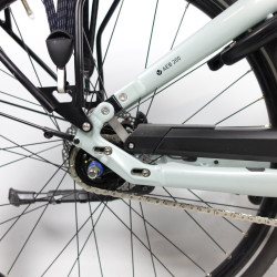 Neuf - Velo de Ville AEB 200 Bleu Glacier - Bosch Active Line 250W - Batterie 500Wh Lithium-Ion - Taille S